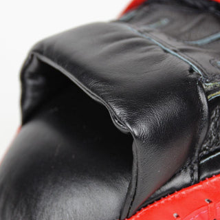 Guanti da passata Fairtex Ultimate Contoured FMV9 Nero-rosso