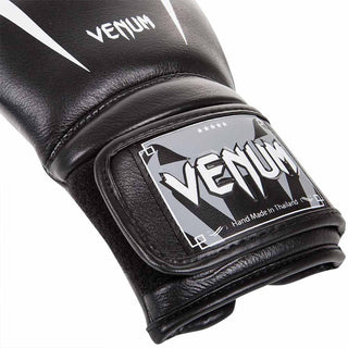 Guantoni Venum Giant 3.0 in Nappa Nero-Bianco