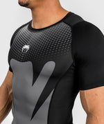 Rashguard Venum Attack maniche corte-Combat Arena