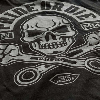 T-shirt Pride or Die Busted Knuckles